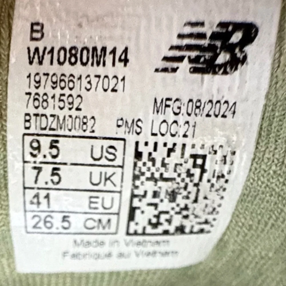 New Balance Fresh Foam X 1080v14 Womens Size 9.5 Green Running Shoes (W1080M14)